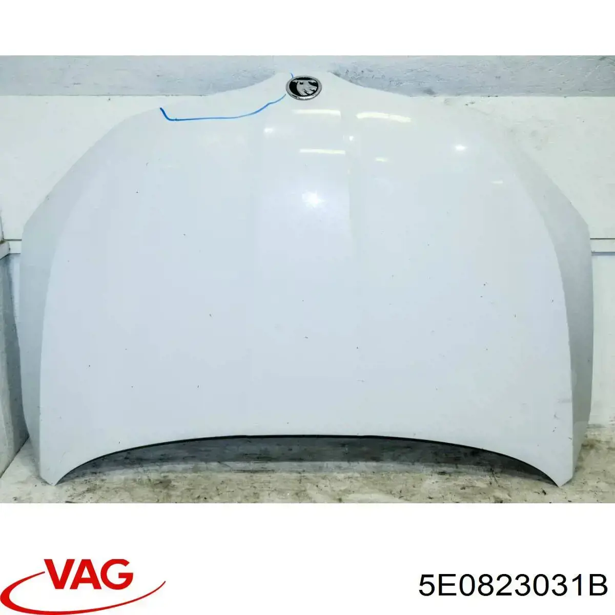 5E0823031B VAG Maska silnika