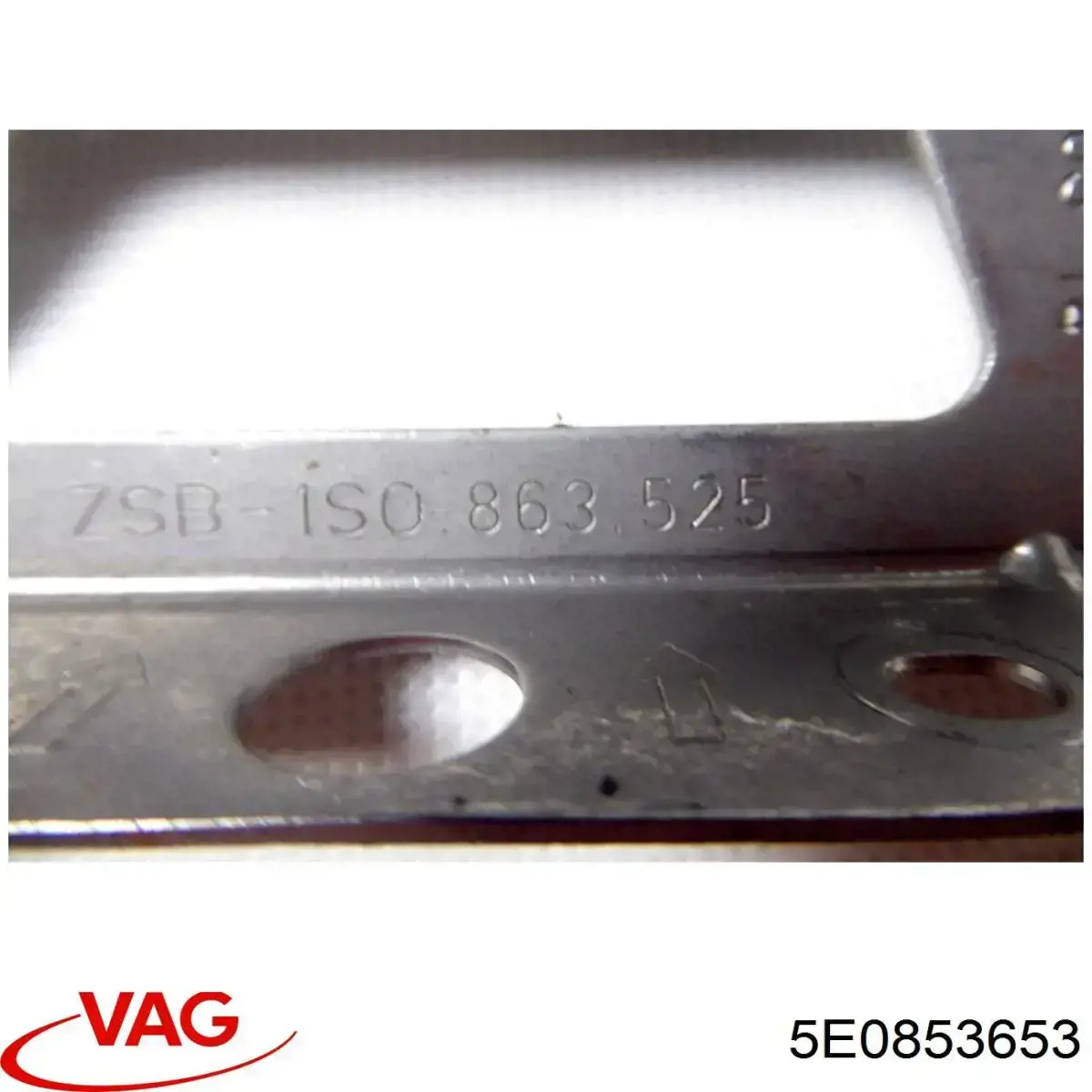 Atrapa chłodnicy VAG 5E0853653 cena, od 36,37 USD