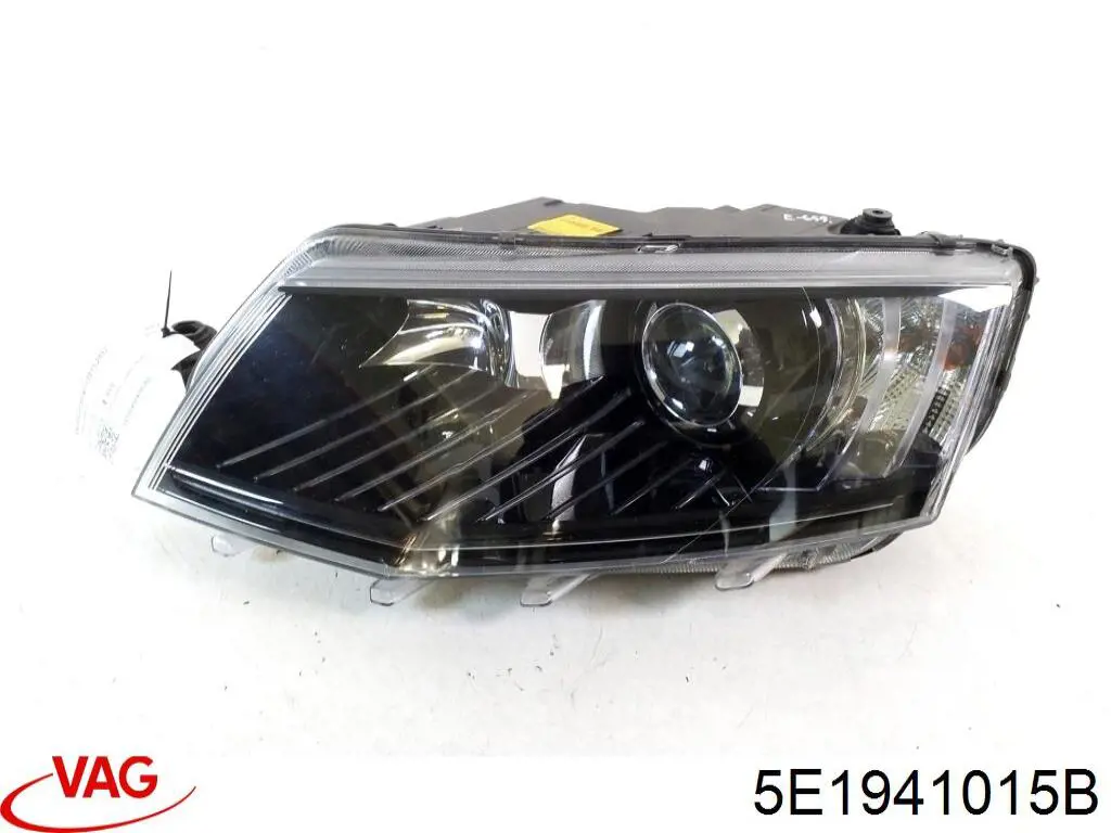 5E1941015B VAG Reflektor lewy