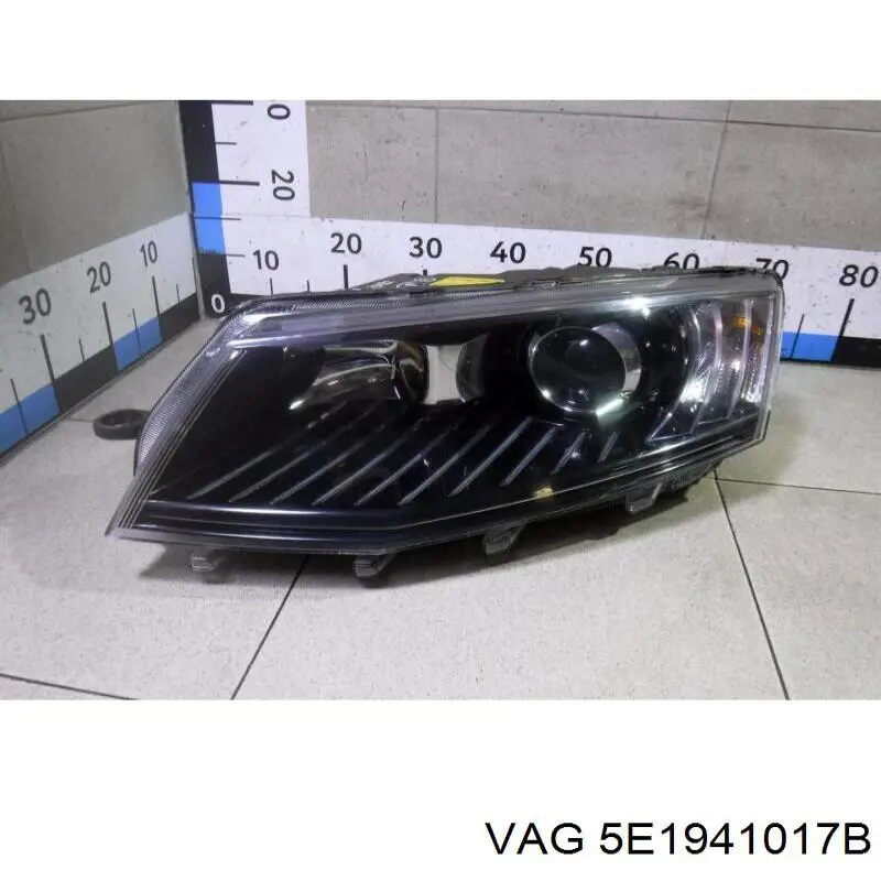 Reflektor lewy LPO462 Magneti Marelli