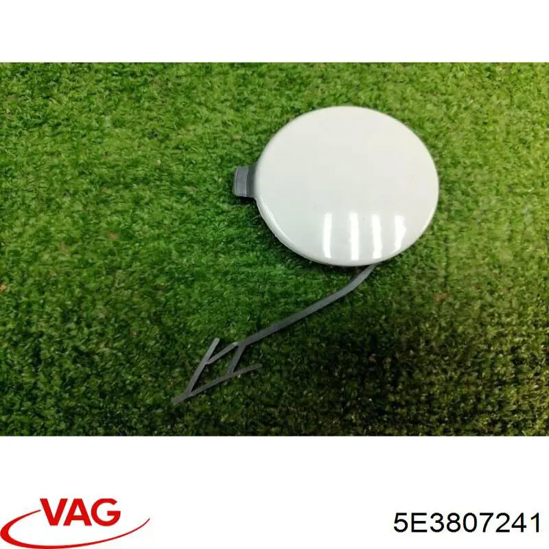 Zaślepka haku holowniczego zderzaka przednia VAG 5E3807241 cena, od 7,35 USD