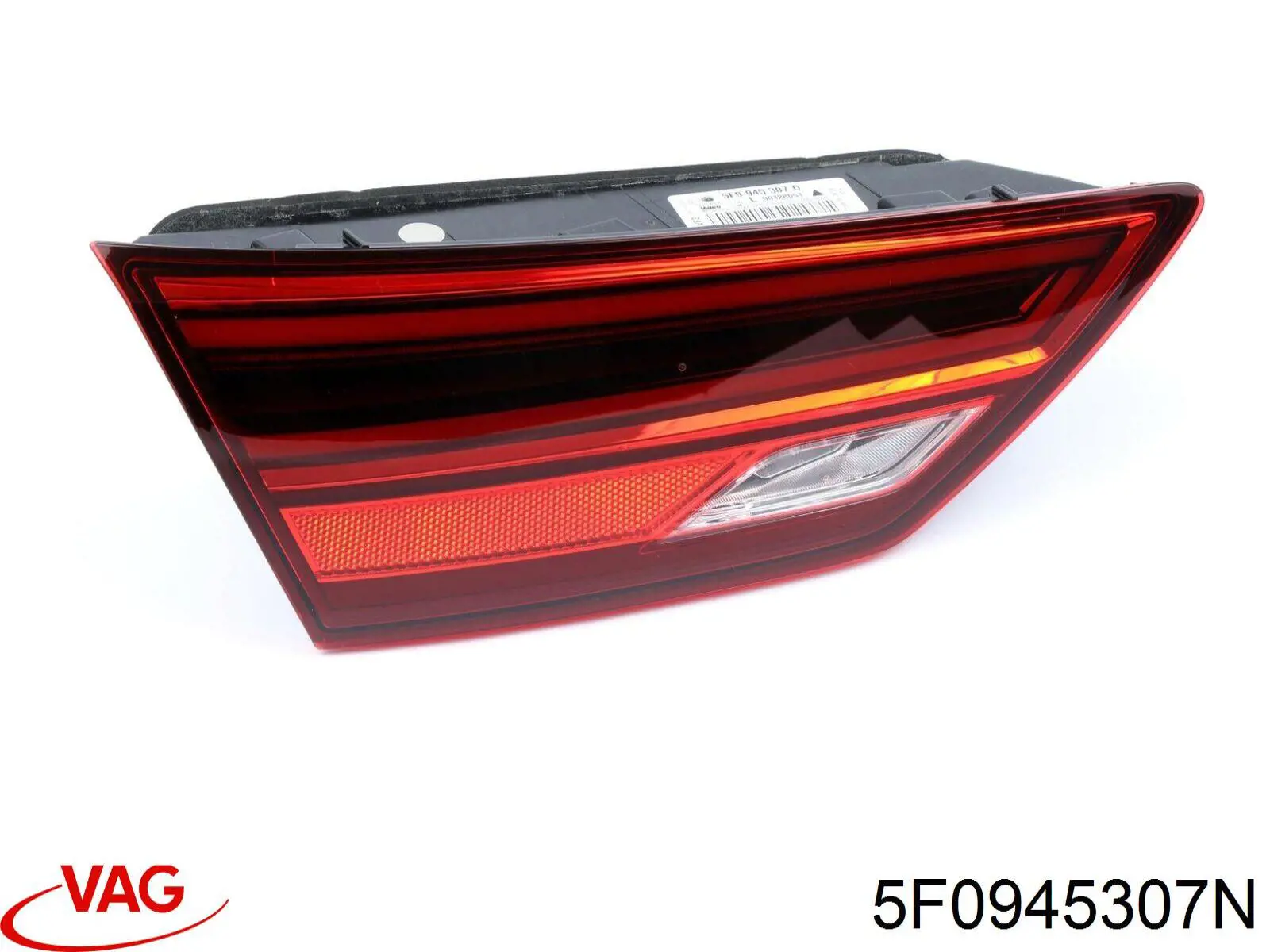 Lampa zespolona tylna lewa VAG 5F0945307N cena, od 161,74 USD