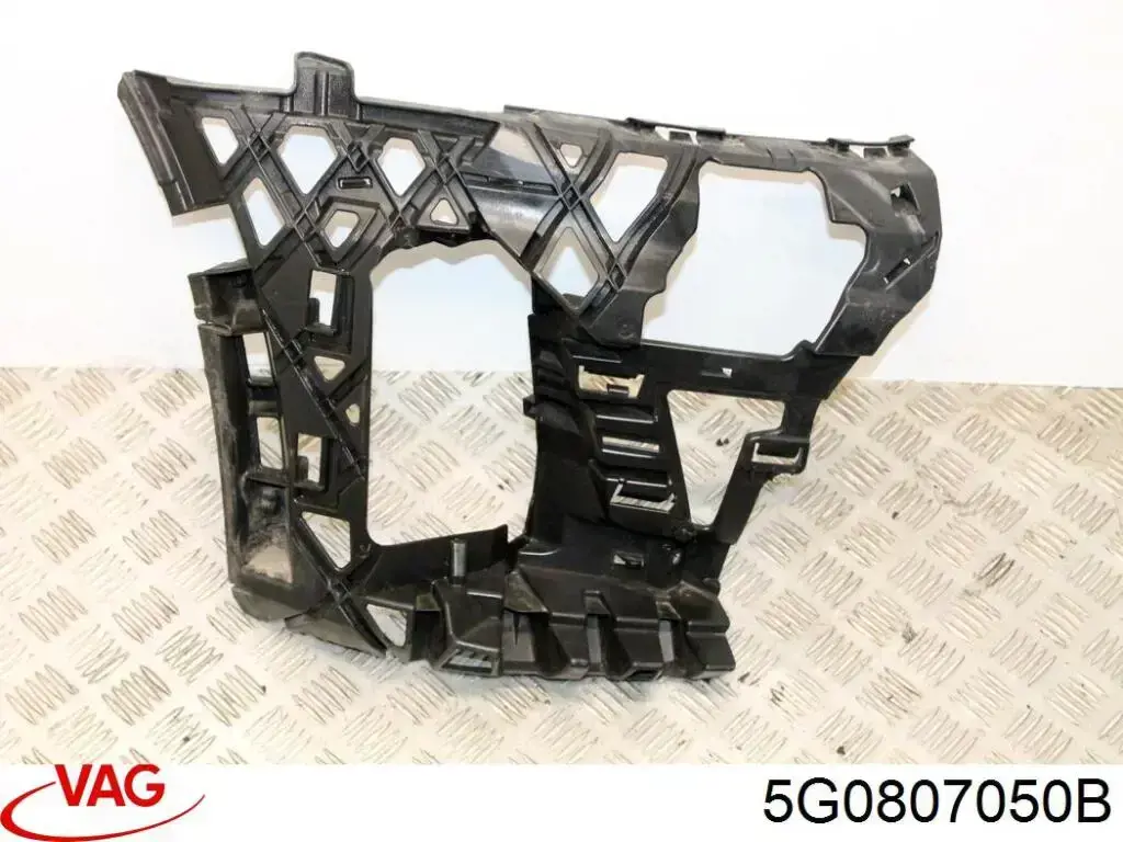 Wspornik zderzaka przedniego prawy zewnętrzny Signeda PVG43192AR cena, od 11,23 USD