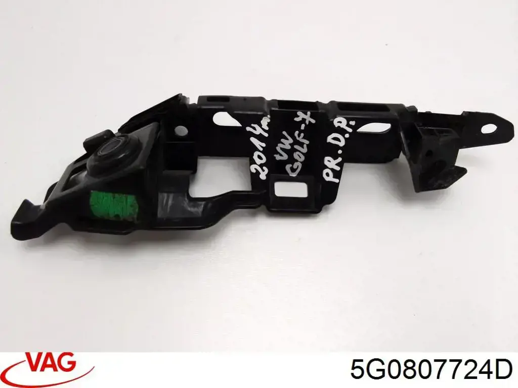 Do koszyka 5G0807724D VAG Wspornik zderzaka przedniego prawy