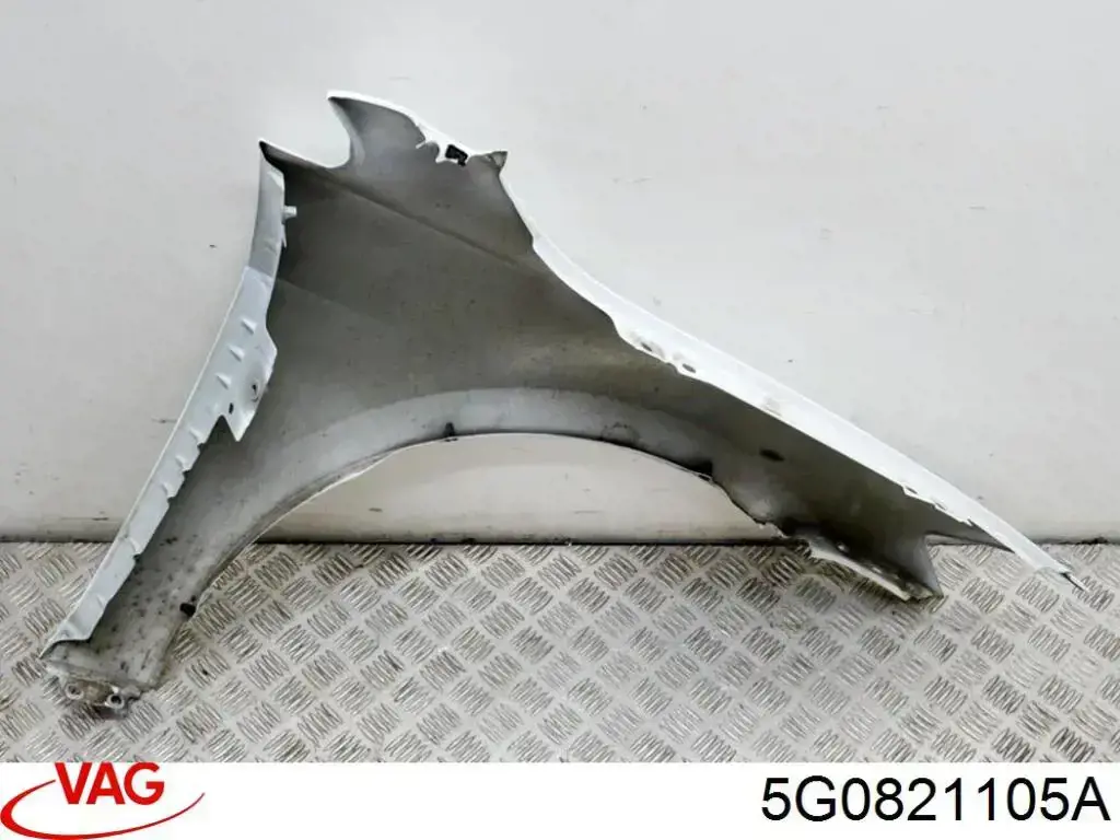 Błotnik przedni lewy VAG 5G0821105A cena, od 76,00 USD