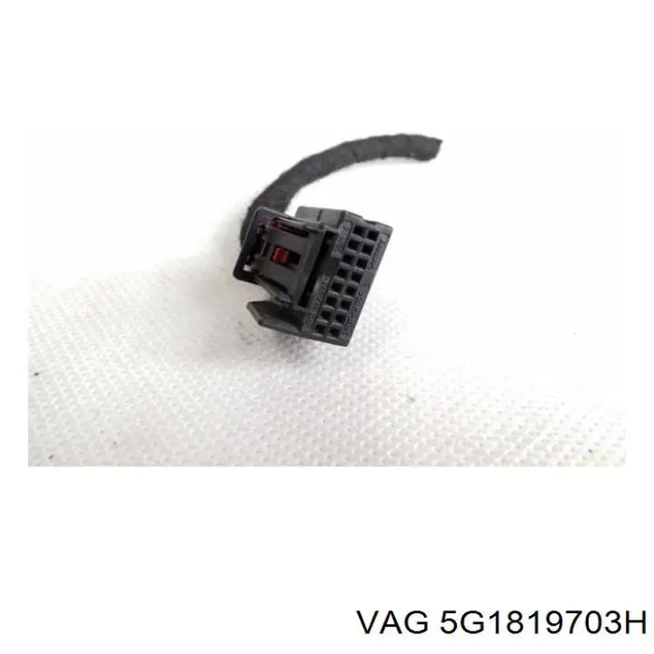 Do koszyka 5G1819703H VAG Kratka wentylacyjna kabiny na "torpedo" lewa