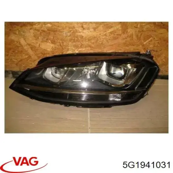 Reflektor lewy VAG 5G1941031 cena, od 365,23 USD