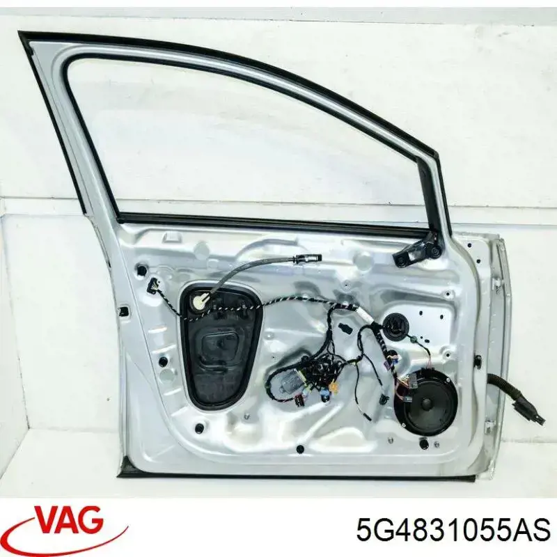 Do koszyka 5G4831055AS VAG Drzwi przednie lewe