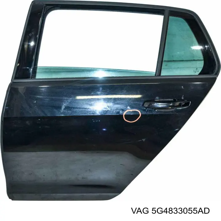 Drzwi tylne lewe VAG 5G4833055AD cena, od 650,38 USD