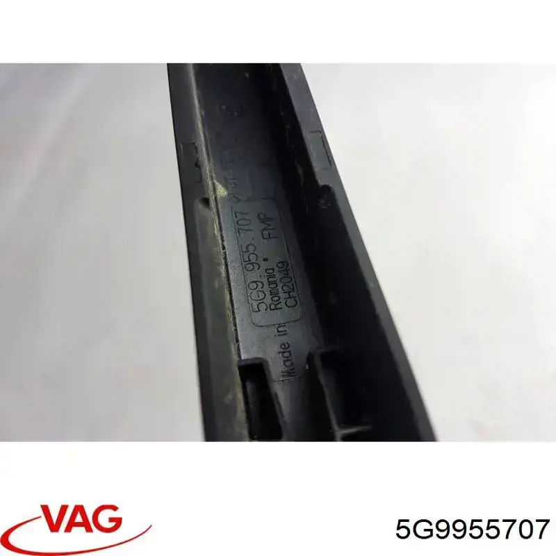 Ramię wycieraczki szyby tylnej VAG 5G9955707 cena, od 21,47 USD