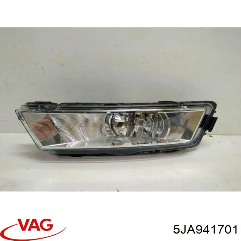 Lampa przeciwmgielna lewa VAG 5JA941701 cena, od 73,24 USD