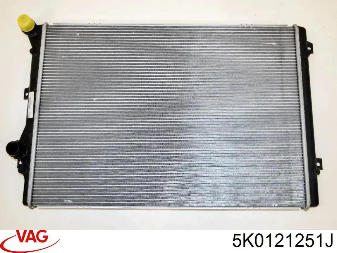 Chłodnica silnika 5K0121251J VAG
