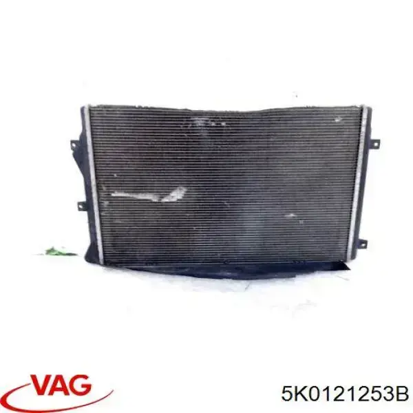 5K0121253B VAG Chłodnica silnika