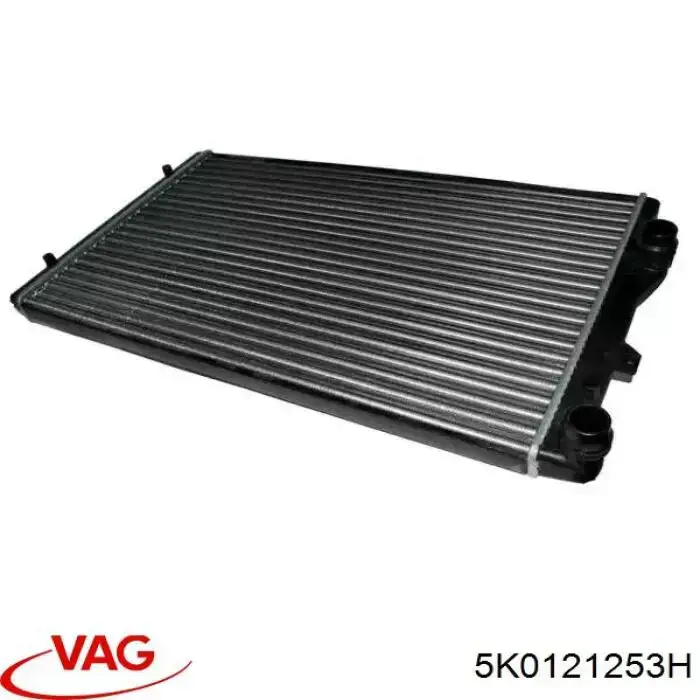 5K0121253H VAG Chłodnica silnika