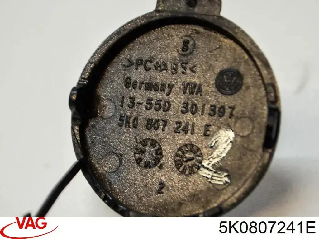 5K0807241E VAG Zaślepka haku holowniczego zderzaka przednia