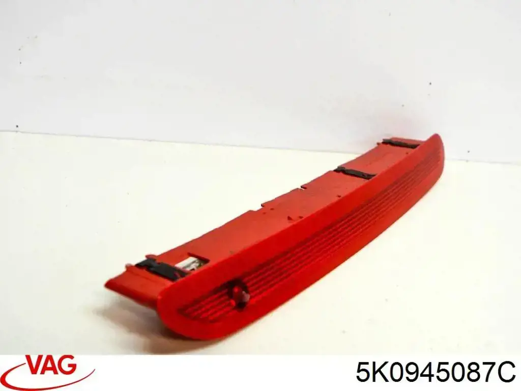 Lampa stop tylna dodatkowa VAG 5K0945087C cena, od 59,27 USD
