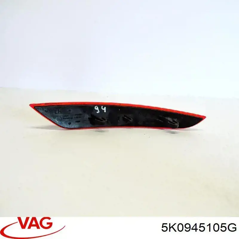 Do koszyka 5K0945105G VAG Lampa odblaskowa zderzaka tylnego lewa