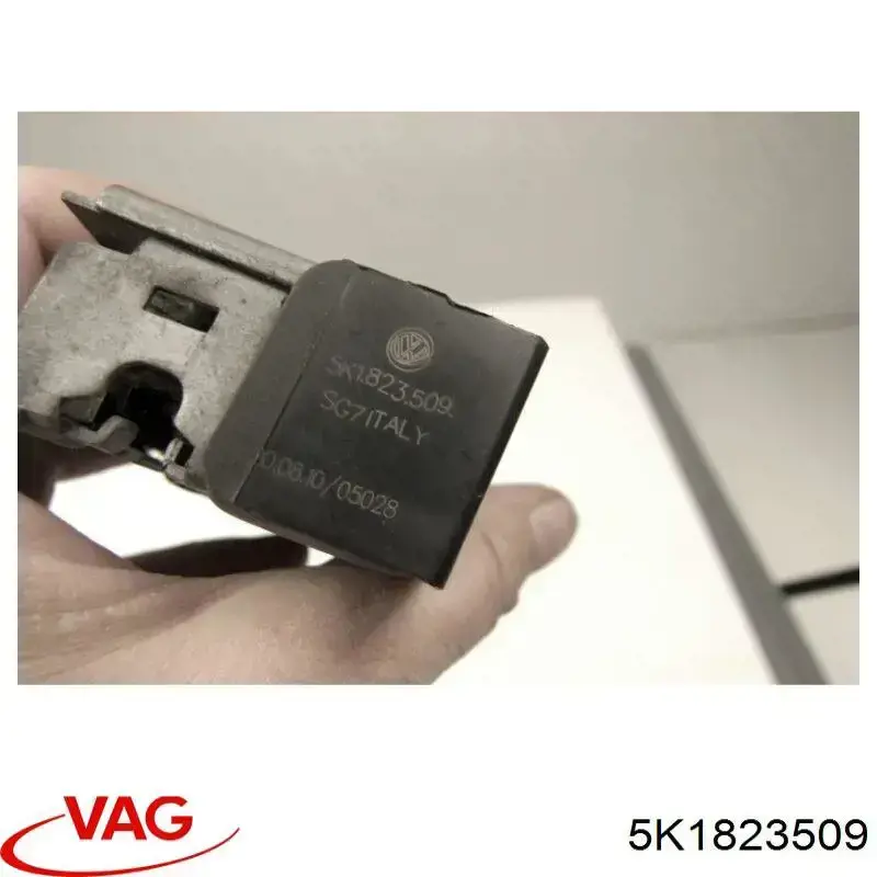 5K1823509 VAG Zamek maski