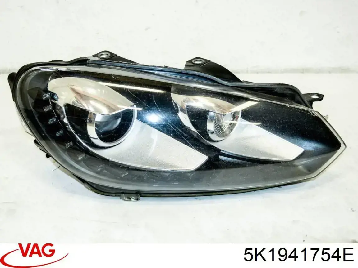 Do koszyka 5K1941754E VAG Reflektor prawy