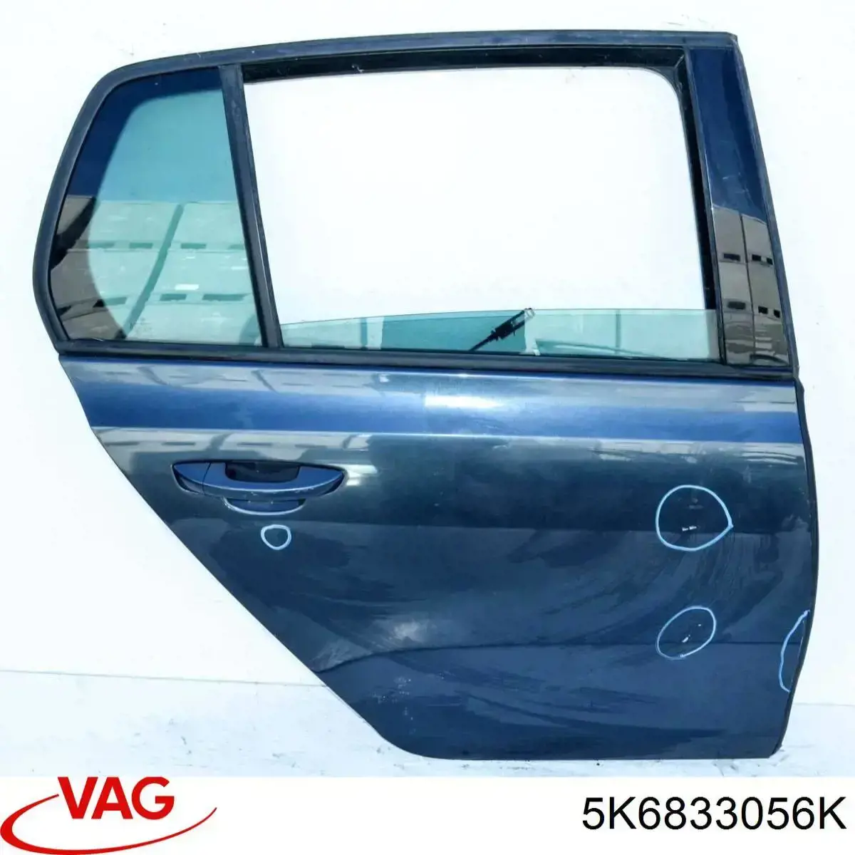 Do koszyka Drzwi tylne prawe Volkswagen Golf VI 5K1