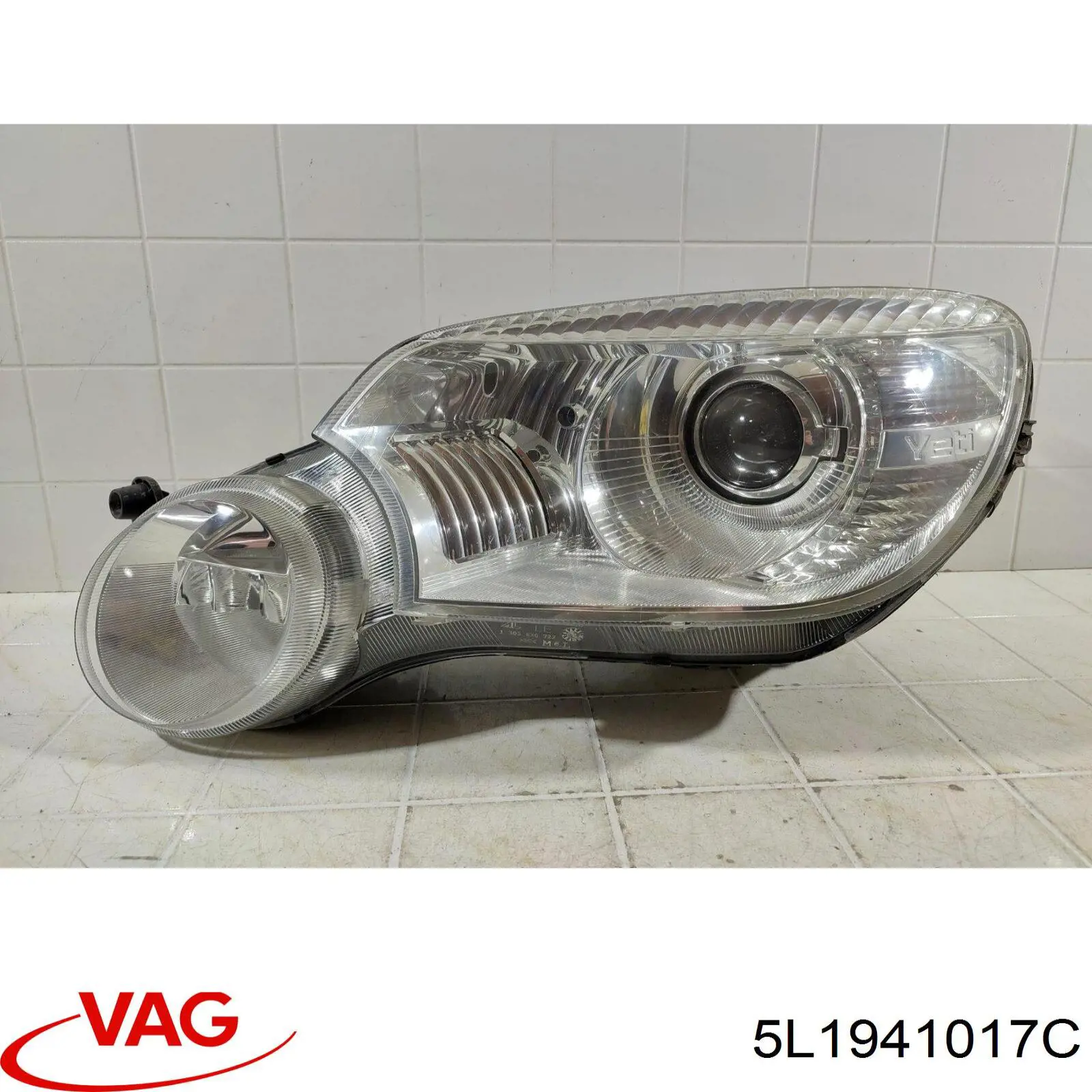 5L1941017C VAG Reflektor lewy