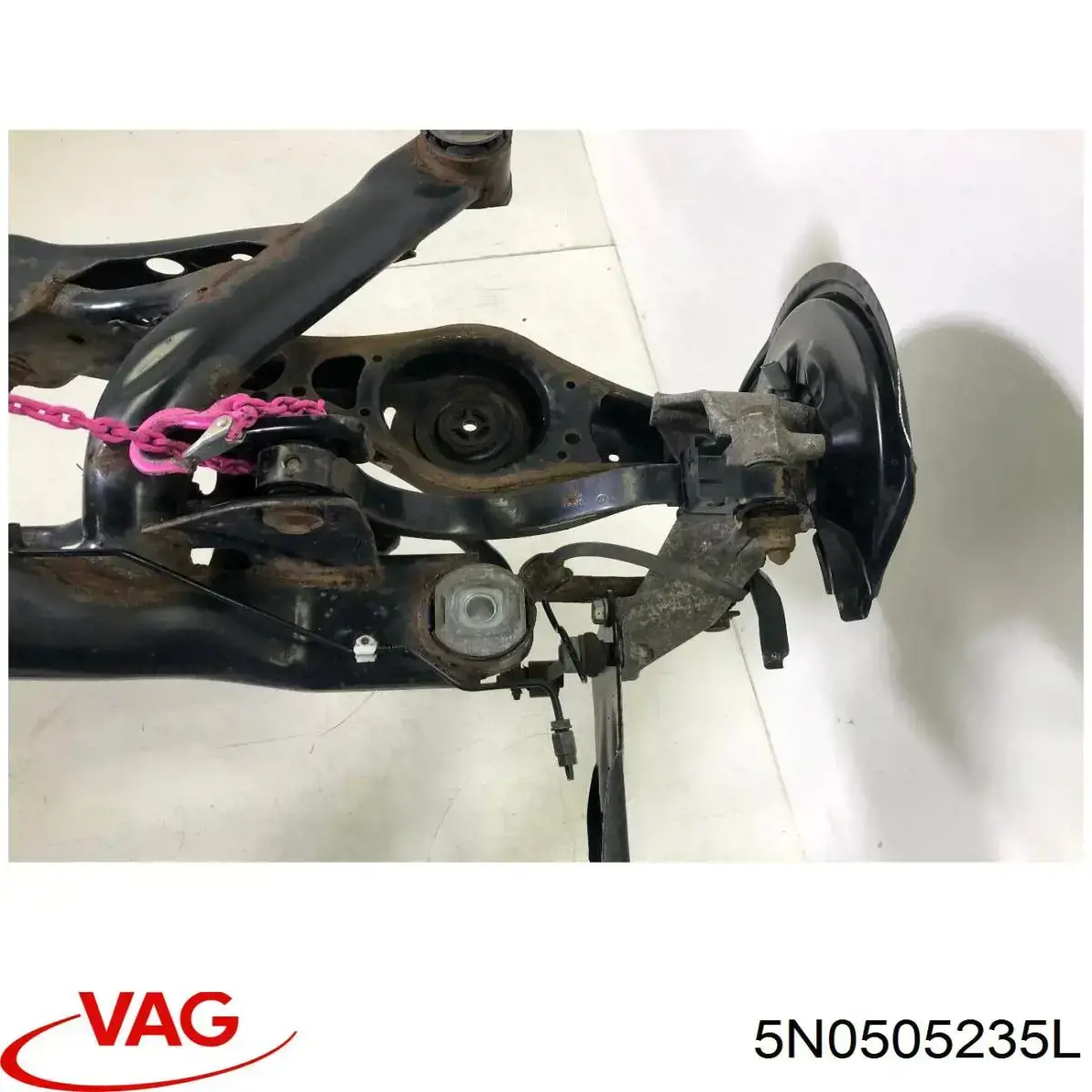 Do koszyka 5N0505235L VAG Korpus osi tylnej