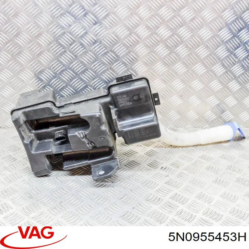 Zbiorniczek spryskiwacza szyb VAG 5N0955453H cena, od 77,22 USD