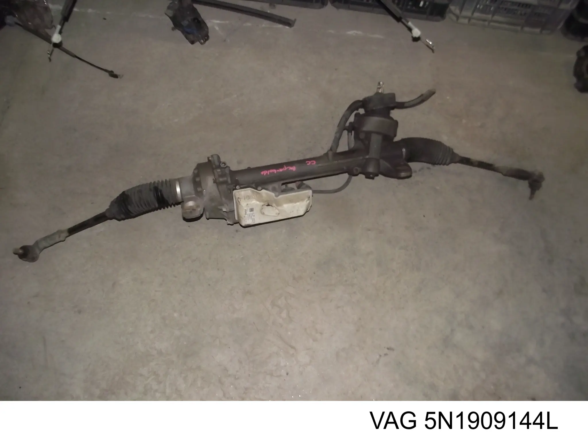 Do koszyka 5N1909144L VAG Listwa kierownicza (maglownica)