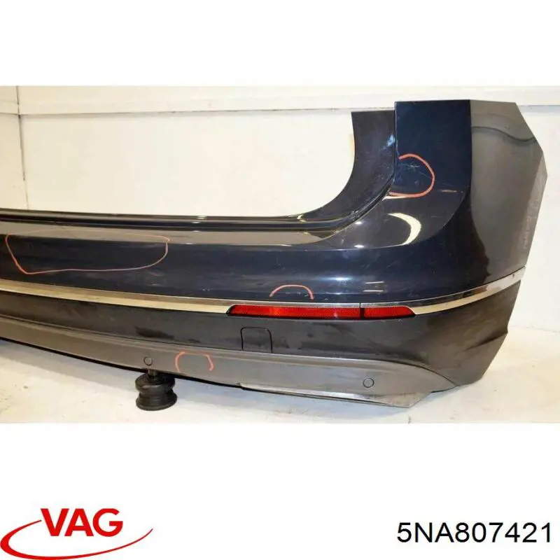 Zderzak tylny VAG 5NA807421 cena, od 231,19 USD