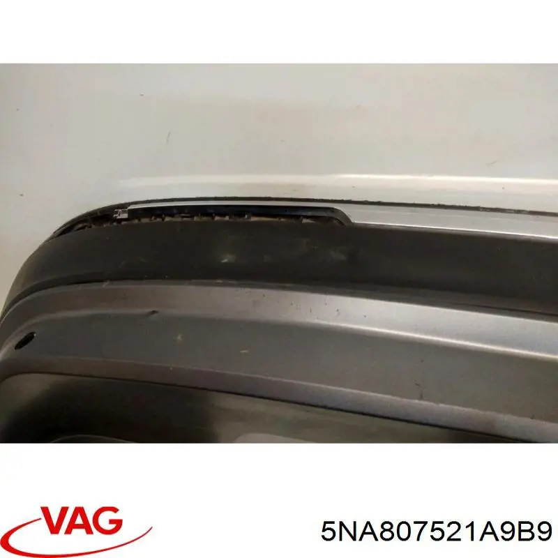 5NA807521A9B9 VAG Zderzak tylny