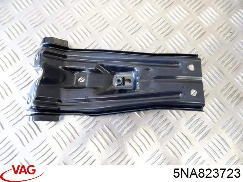 Do koszyka 5NA823723 VAG Uszczelka maski