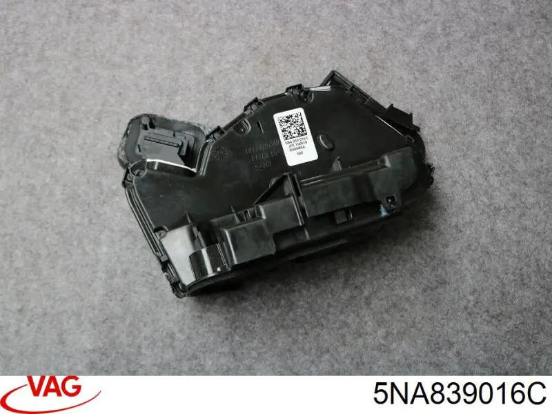 Zamek drzwi tylnych prawych do Volkswagen Passat ALLTRACK B8 3G5, CB5