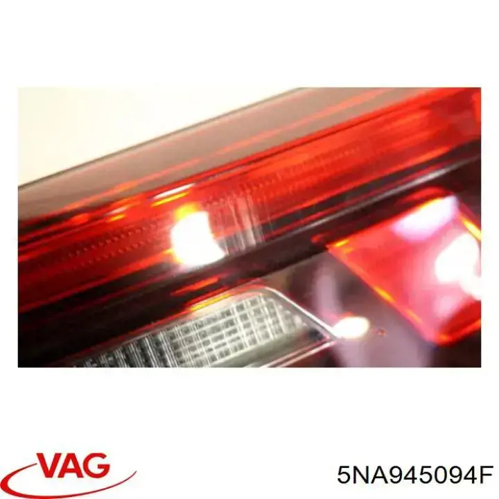Lampa zespolona tylna prawa wewnętrzna VAG 5NA945094F cena, od 129,40 USD