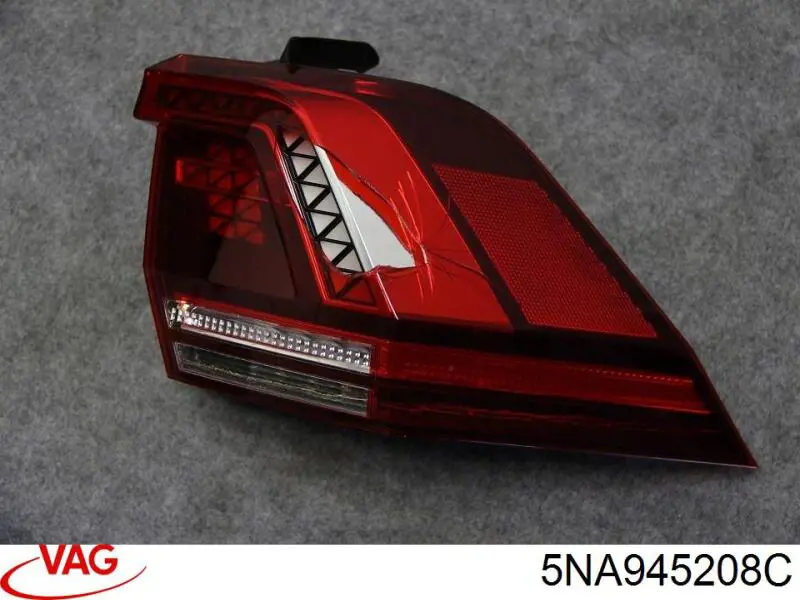 5NA945208 VAG Lampa zespolona tylna prawa zewnętrzna