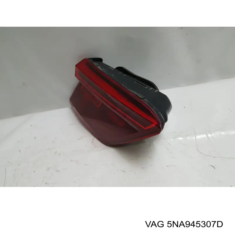 5NA945307D VAG Lampa zespolona tylna lewa wewnętrzna