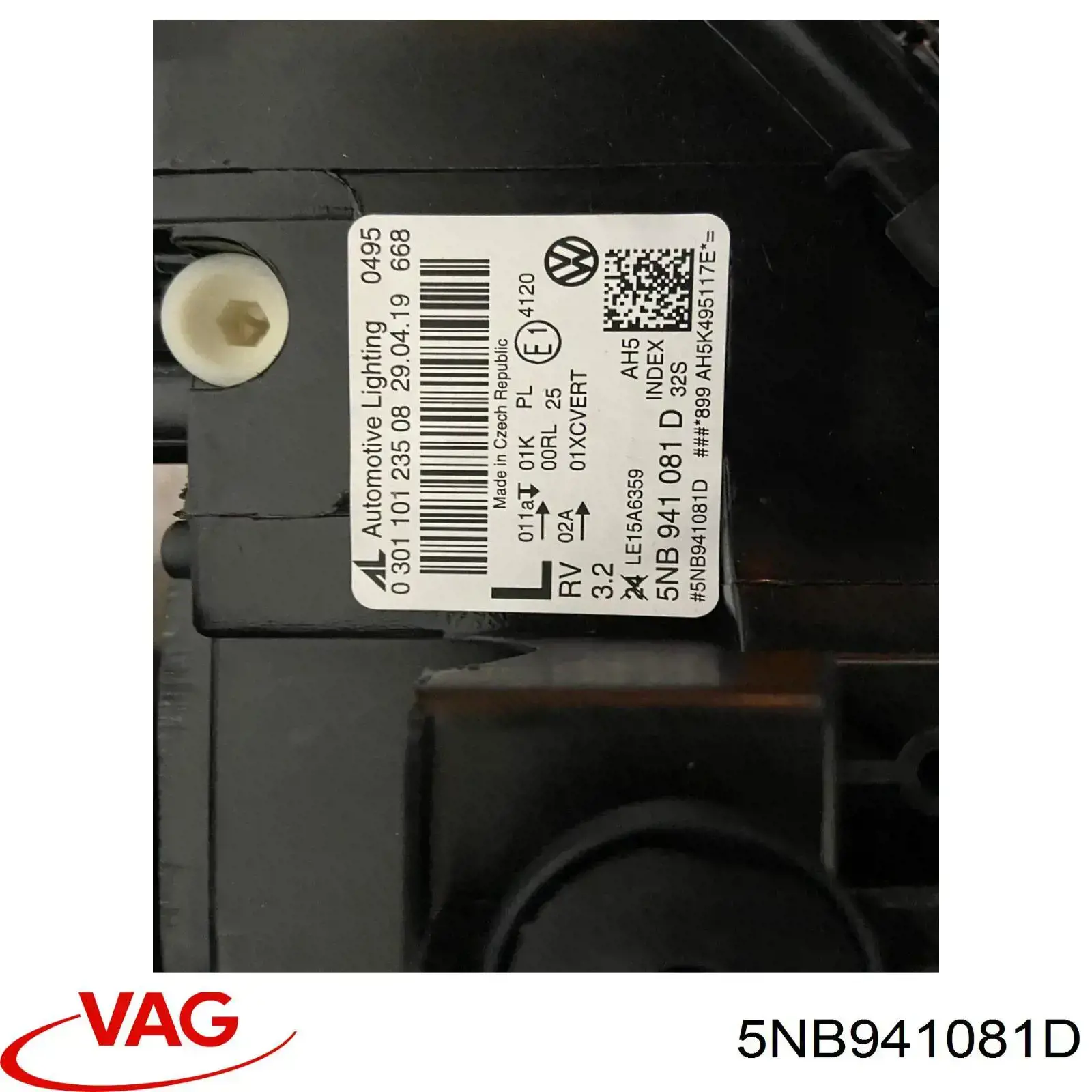 Reflektor prawy VAG 5NB941081D cena, od 425,59 USD