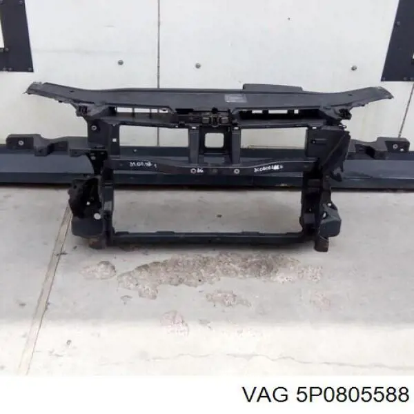 Osłona chłodnicy kompletna (panel mocowania reflektorów) VAG 5P0805588 cena, od 138,23 USD