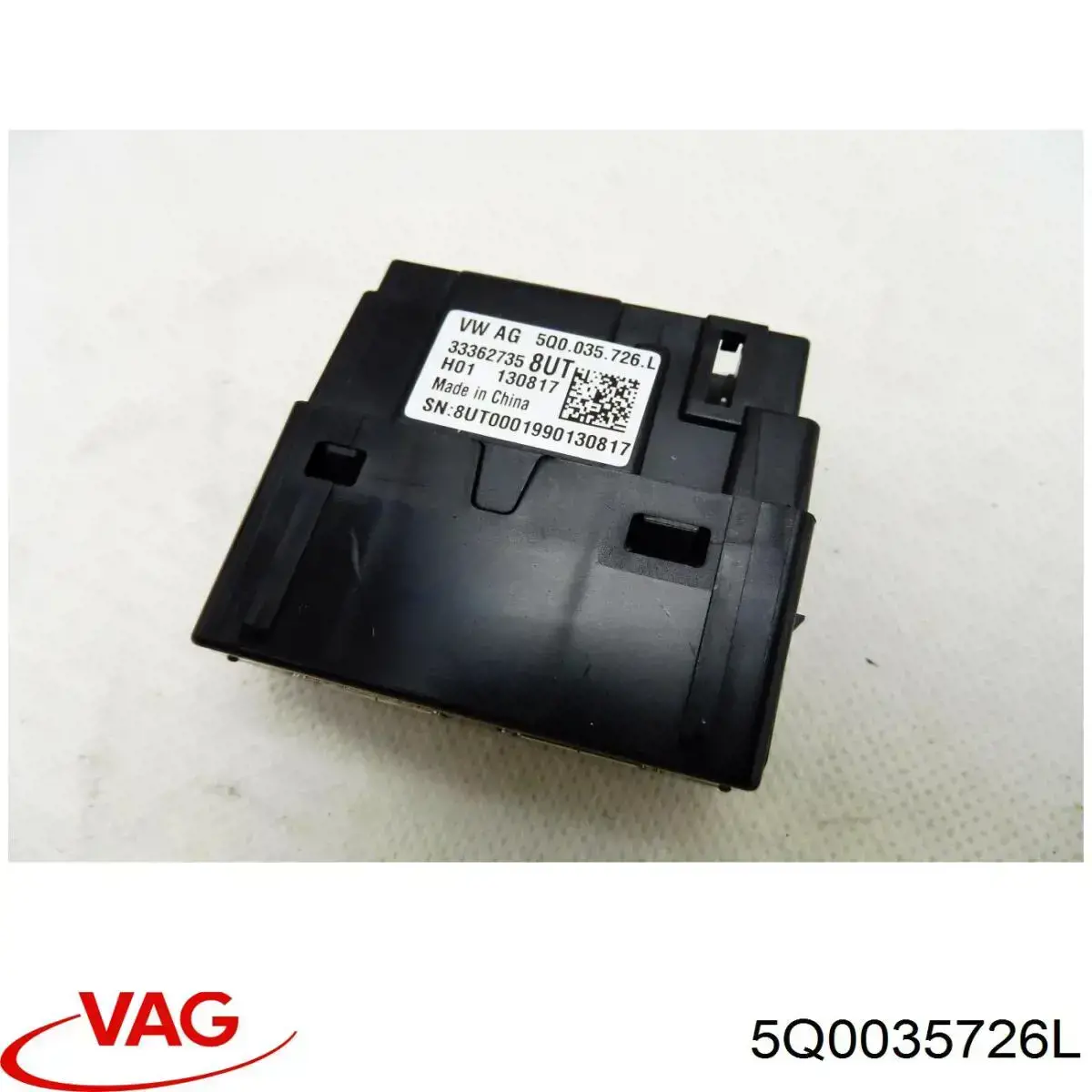Rozgałęźnik USB VAG 5Q0035726L cena, od 15,69 USD
