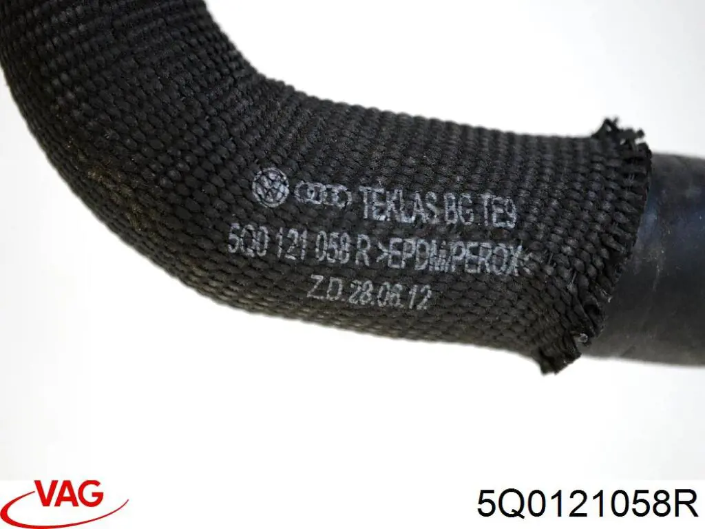 Przewód (króciec) układu chłodzenia VAG 5Q0121058R cena, od 38,09 USD
