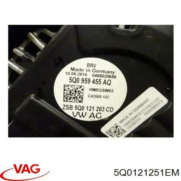 5Q0121251EM VAG Chłodnica silnika