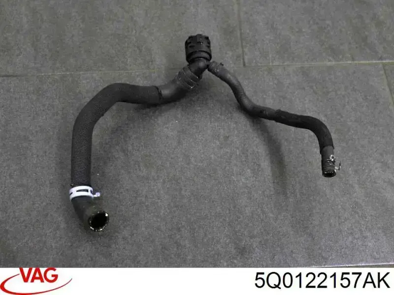 Przewód (króciec) chłodnicy górny VAG 5Q0122157AK cena, od 23,53 USD