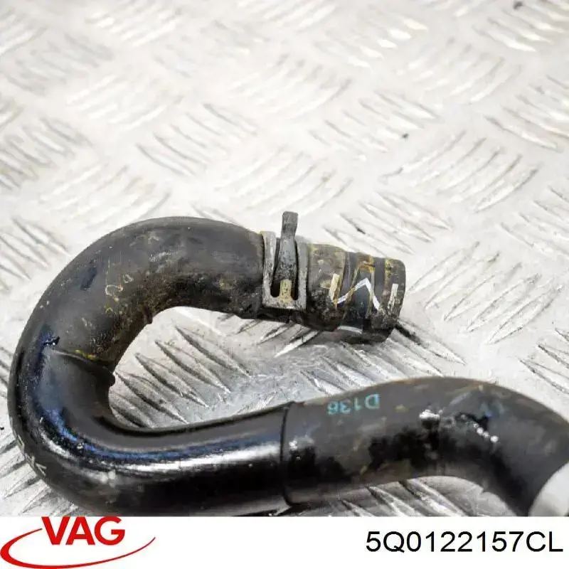  Przewód (króciec) układu chłodzenia Seat Leon 4