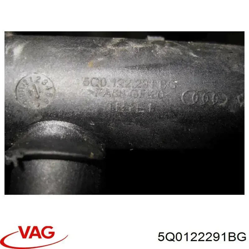 5Q0122291BG VAG Kołnierz układu chłodzenia (trójnik)