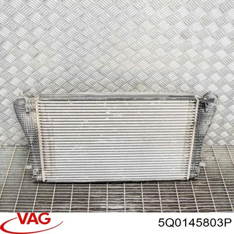 Chłodnica intercoolera VAG 5Q0145803P cena, od 206,62 USD