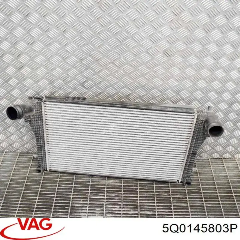 Chłodnica intercoolera 5Q0145803P VAG