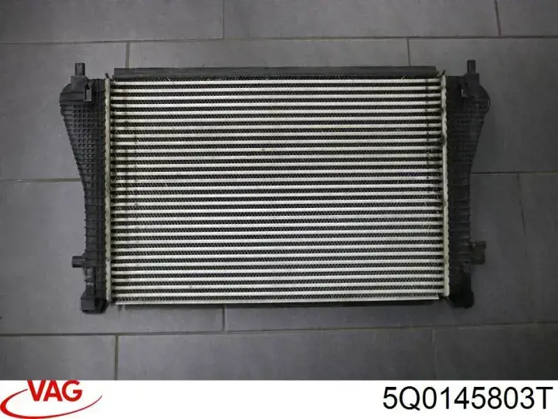 5Q0145803T VAG Chłodnica intercoolera