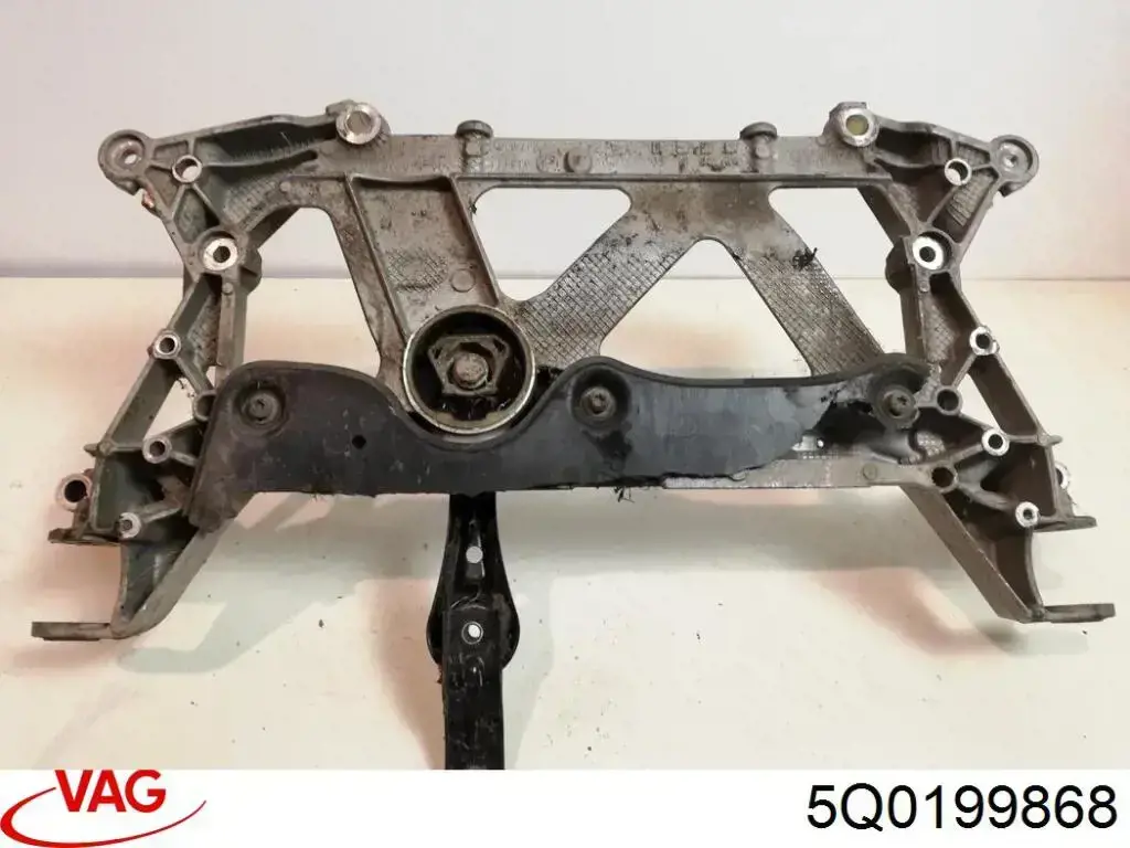 Do koszyka 5Q0199868 VAG Tuleja (poduszka) przedniej belki