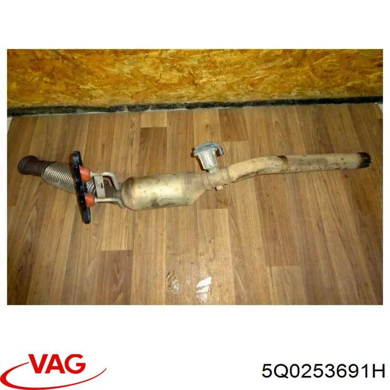 Zawór (aktuator) napędu klapy EGR 5Q0253691H VAG