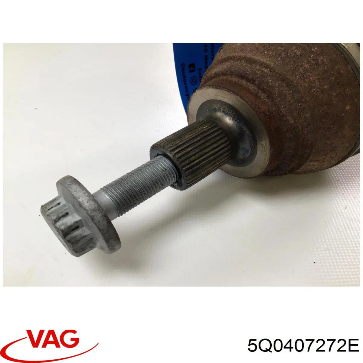 Do koszyka 5Q0407272E VAG Półoś napędowa przednia prawa