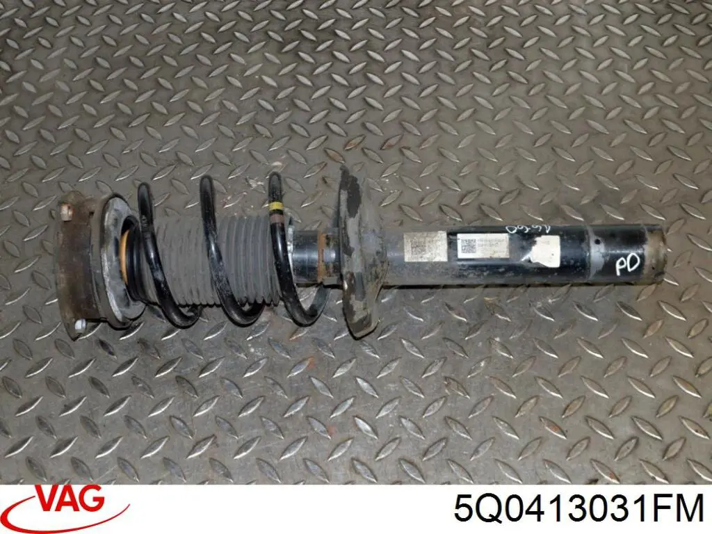 5Q0413031FM VAG Amortyzator przedni